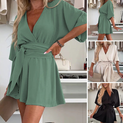 Női elegáns rövid ujjú short jumpsuit