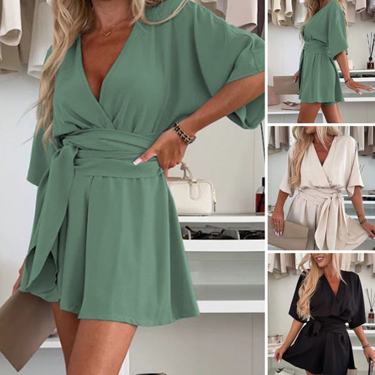 Női elegáns rövid ujjú short jumpsuit
