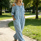 Laza szabású, széles szárú overall jumpsuit zsebekkel